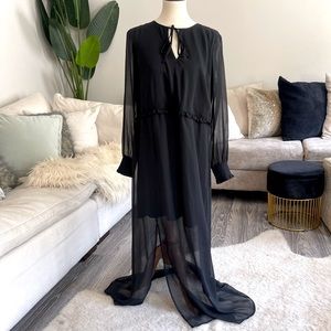 Elegant Black Maxi Dress